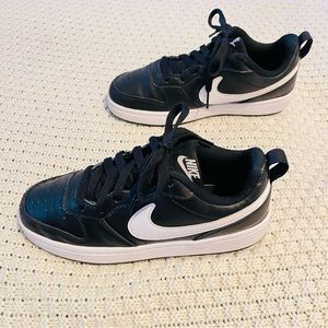 Nike Court Vision Low Kids’ US 5